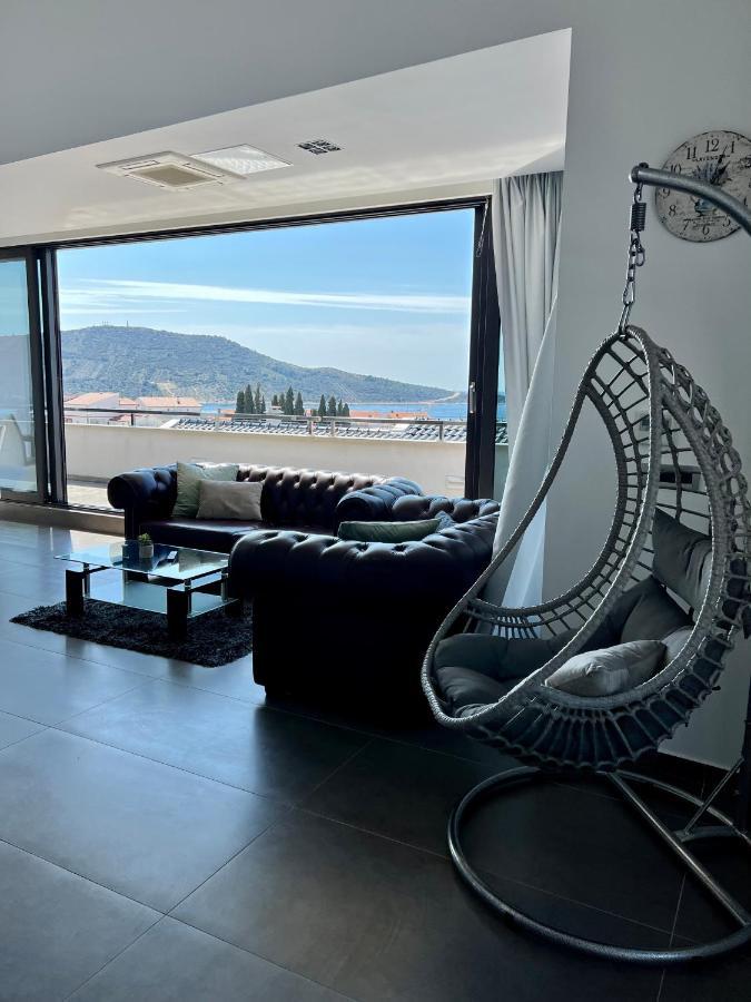 شقة Luxury Laurus Penthouse With Awesome Sea View Primošten المظهر الخارجي الصورة