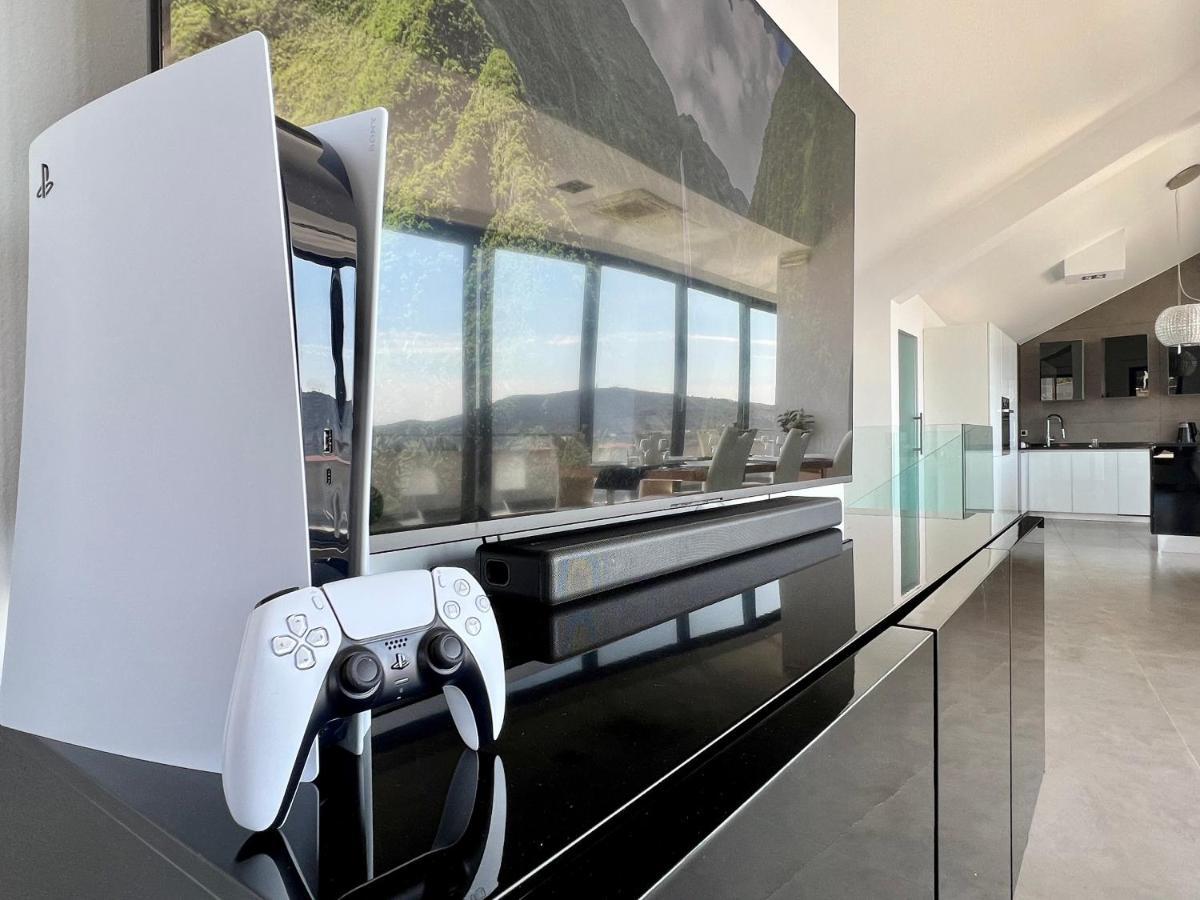 شقة Luxury Laurus Penthouse With Awesome Sea View Primošten المظهر الخارجي الصورة